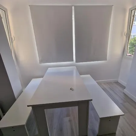 Apartman Guanarteme 33 *